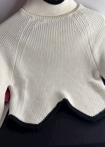 Beyaz Boğazlı Örgü Kadın Kazak - Görsel 3