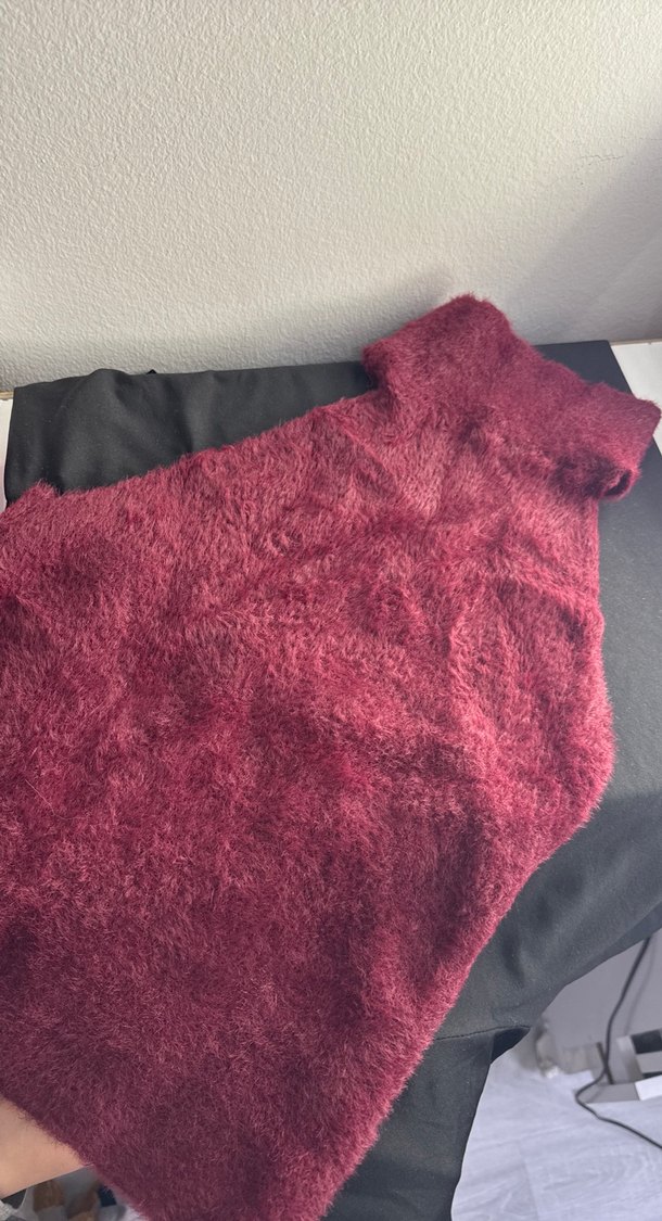 Bordo yumuşak sırtı açık üst - Görsel 2