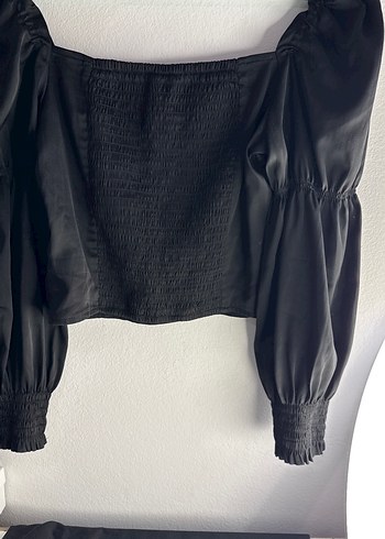 Siyah Fırfırlı Gotik Bluz - Görsel 2