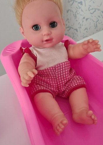 Diğer küvetli ve diğer parçalarıyla bebek set