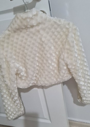 Kız Çocuk Beyaz Kürklü Bolero - Görsel 6