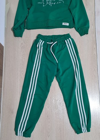 Kızlar için Gevşek Kesim Yeşil Eşofman Takımı ı 1 defa giyildi - Görsel 4