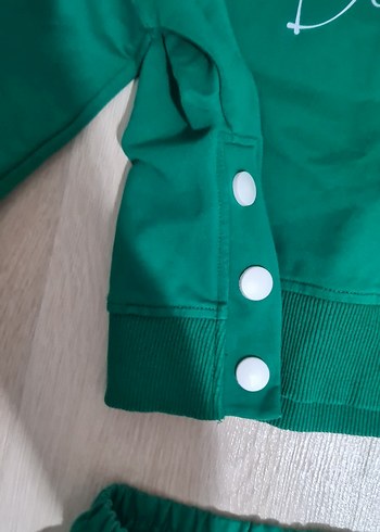 Kızlar için Gevşek Kesim Yeşil Eşofman Takımı ı 1 defa giyildi - Görsel 7