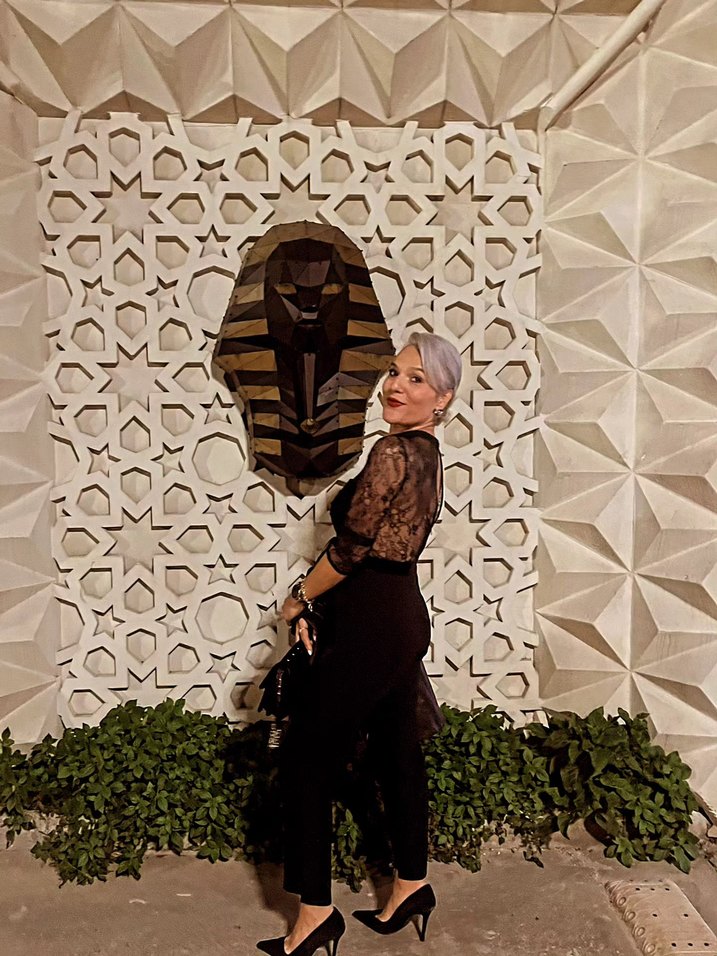 Dantel Detaylı Siyah Gotik Uzun Tulum - Görsel 3