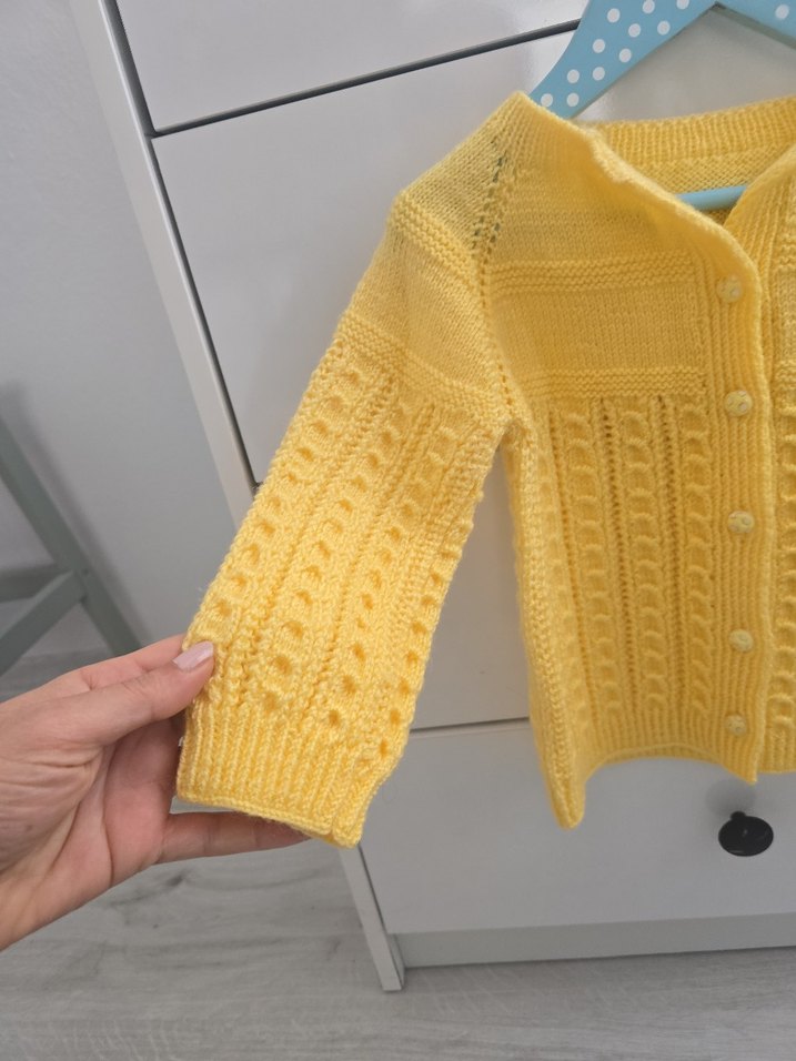 Sarı Örgü Kız Çocuk Hırka - Görsel 3