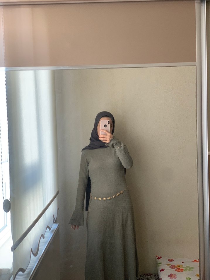 Hm oturmalı elbise - Görsel 3