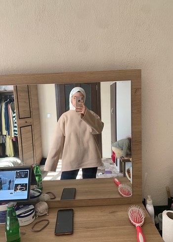 Bej Yüksek Yakalı Rahat Sweatshirt - Görsel 3