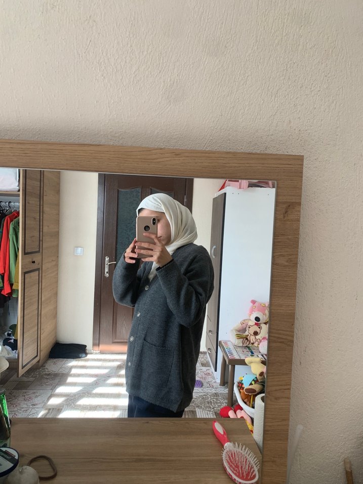 Gri Yüksek Yakalı Midi Kadın Hırka - Görsel 3