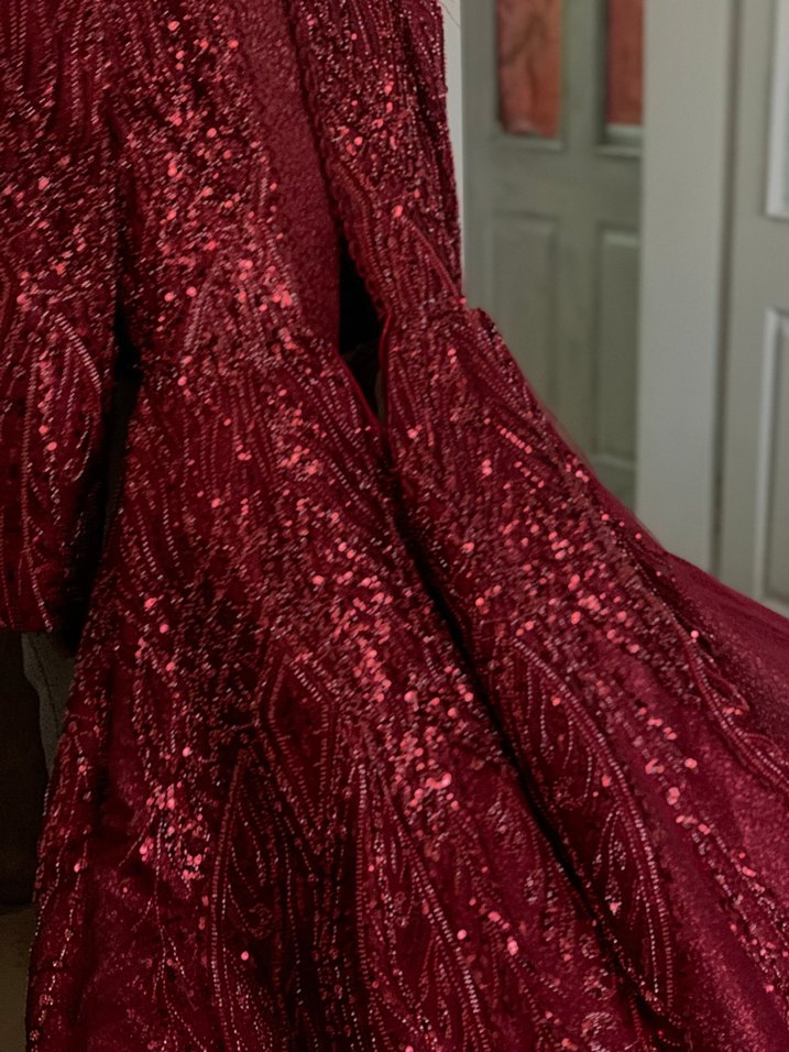 Bordo Payetli Uzun Kollu V Yaka Abiye Elbise - Görsel 3