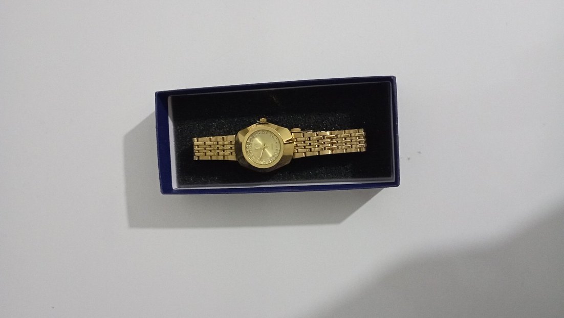 Kadın Altın Renk Klasik Kemerli Saat - Görsel 2