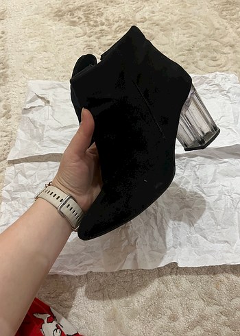 Siyah Süet Fermuarlı Topuklu Bot - Görsel 7