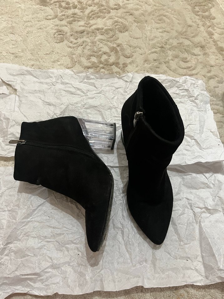 Siyah Süet Fermuarlı Topuklu Bot - Görsel 3