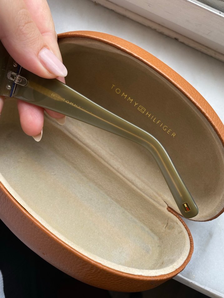 Tommy Hilfiger Parlak Kahverengi Güneş Gözlüğü - Görsel 4