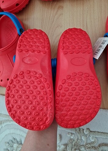 32 Beden Cocuk twigy crocs terlik unisex