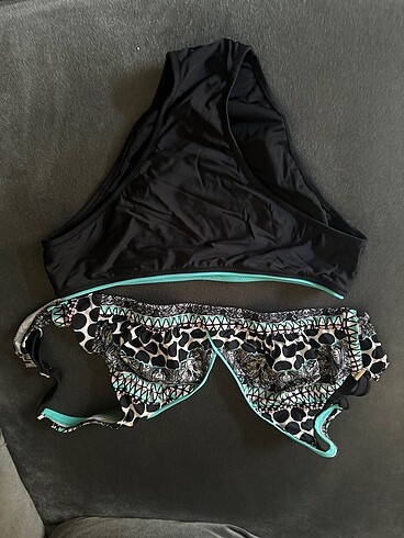 Diğer Bikini
