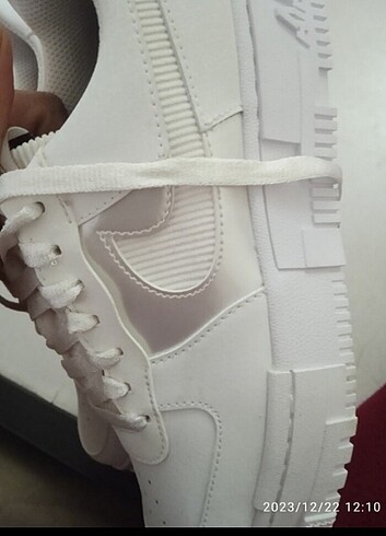 38 Beden beyaz Renk Orjinal Nike spor ayakkabi