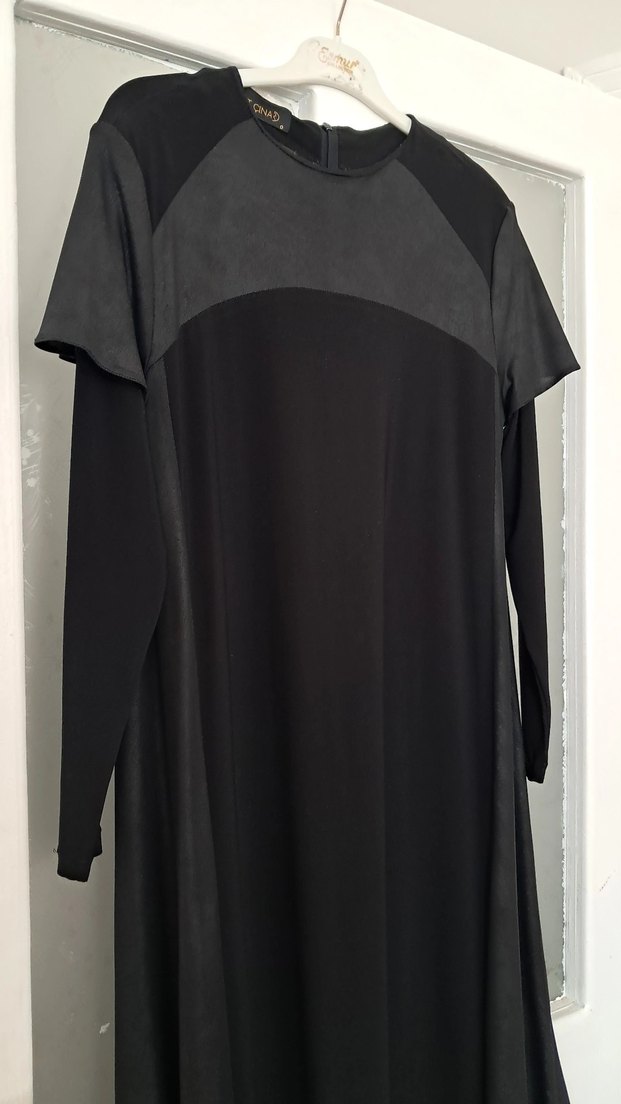 Siyah Uzun Drapeli Gotik Elbise - Görsel 2