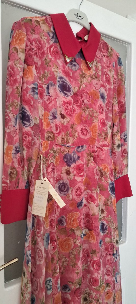 Düğmeli Pembe Çiçekli Uzun Bohem Elbise - Görsel 3