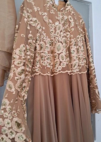 Bej Uzun Kollu İşlemeli Uzun Abiye - Görsel 2