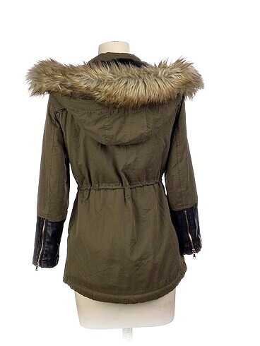 s Beden Stradivarius Mont %70 İndirimli.