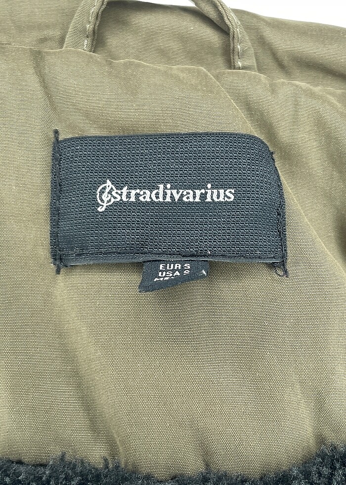 Stradivarius Mont %70 İndirimli. - Görsel 4