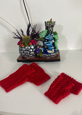 Kırmızı Örgü Parmaksız Kadın Eldiveni - Görsel 9