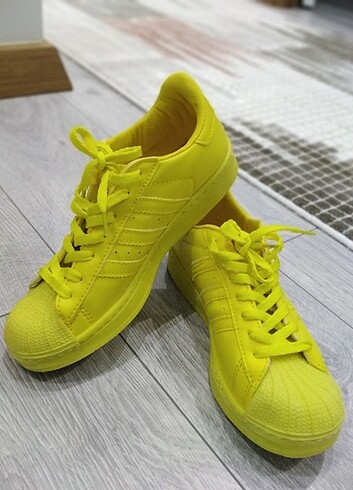 Adidas ayakkabı