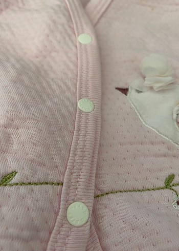 Kız Çocuk Nakışlı Düğmeli Pembe Yelek - Görsel 3