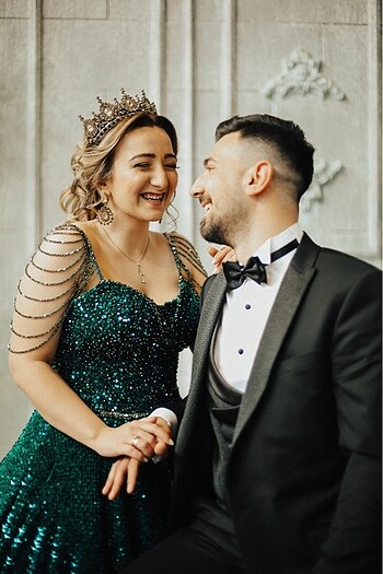 Kına tacı ve küpesi