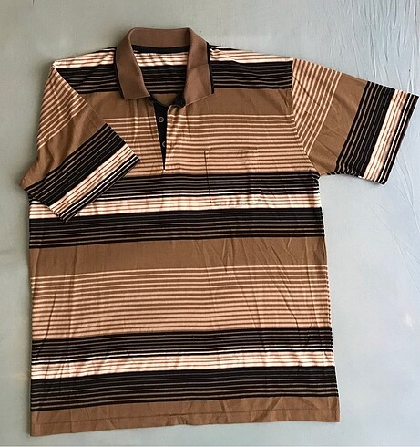 Polo yaka çizgili TSHİRT L XL BEDENE UYGUNDUR
