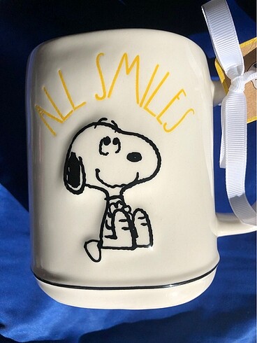 PEANUTS
