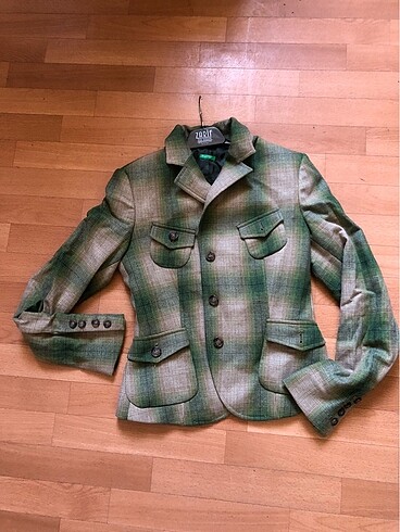UNITED COLORS OF BENETTON 38 BEDEN