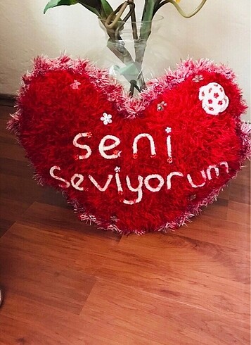 HEDİYELİK KALP YASTIK