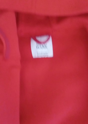 Kırmızı Kapüşonlu Düğmeli kiz cocuk kaban - Görsel 5