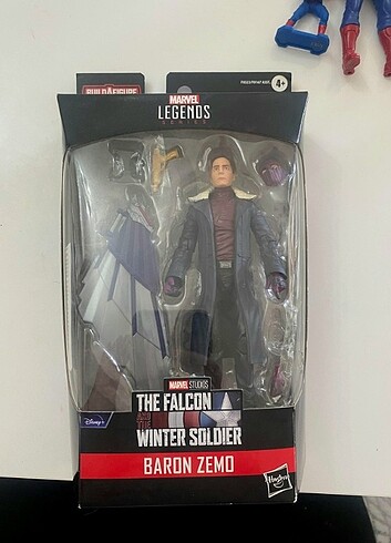 Marvel Legends Baron Zemo Figür