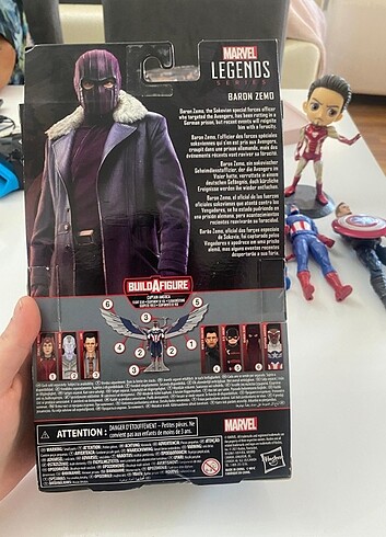 Beden Marvel Legends Baron Zemo Figür
