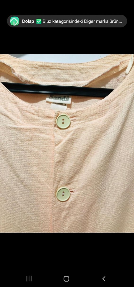 Arkası düğme detaylı bluz - Görsel 5