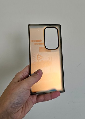 Şeffaf Bej Telefon Kılıfı, Modern Tasarım - Görsel 2