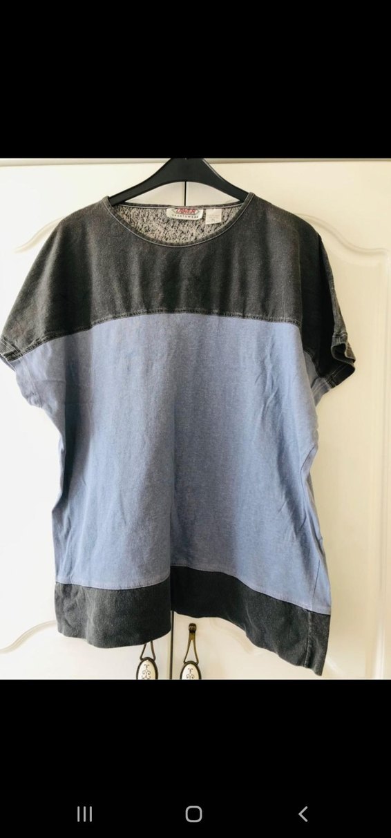 Kadın Gri-Mavi Batik Desenli Denim Tişört - Görsel 2