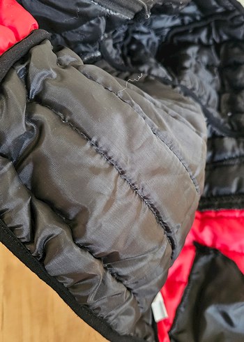 Kırmızı Erkek Çocuk Şişme Yelek Kapüşonlu - Görsel 4