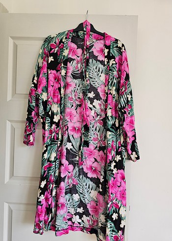 Çiçek desenli kimono