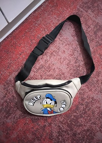 LC Waikiki Donald Duck Baskili Krem Renkli Capraz Canta