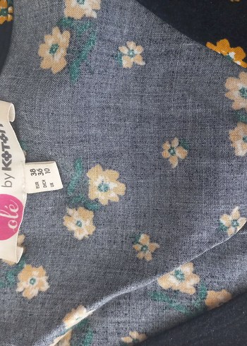 Çiçek Desenli V Yakalı Kadın Bluz - Görsel 4