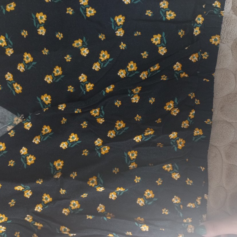 Çiçek Desenli V Yakalı Kadın Bluz - Görsel 2