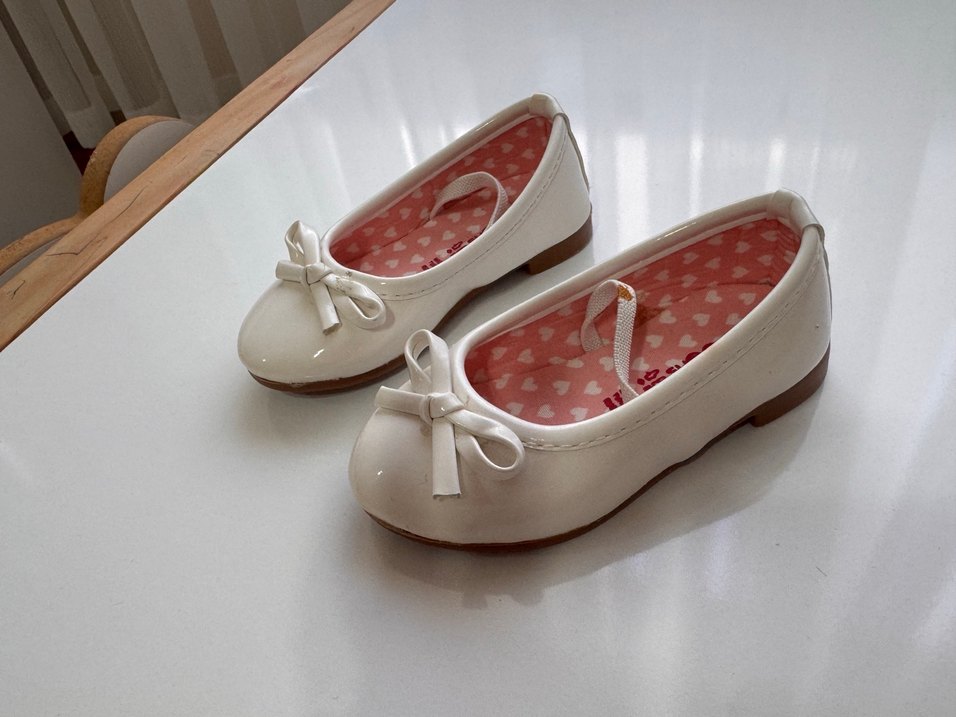 Kız Çocuk Beyaz Fiyonk Detaylı Babet - Görsel 2