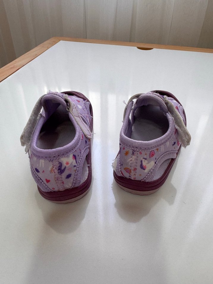 Kız Çocuk Kahverengi Yılan Desenli Sıcak Terlik - Görsel 3