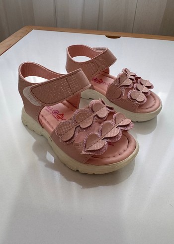 Kız Çocuk Pembe Fırfırlı Sandalet - Görsel 2