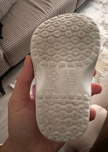 Gri Yılan Desenli İlk Adım Kız Ayakkabısı - Görsel 2