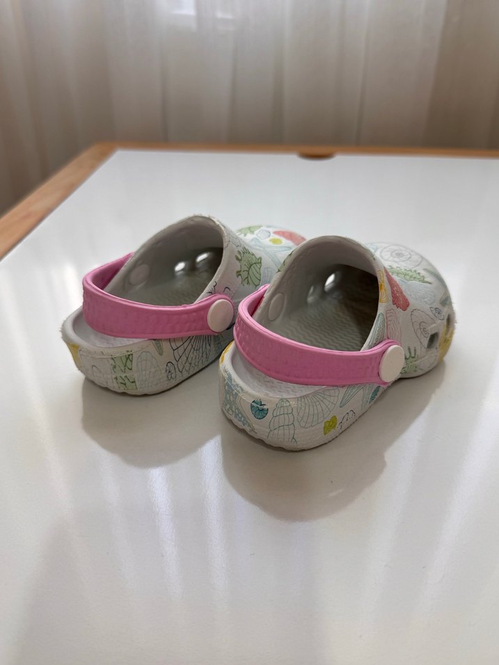 Gri Yılan Desenli İlk Adım Kız Ayakkabısı - Görsel 3