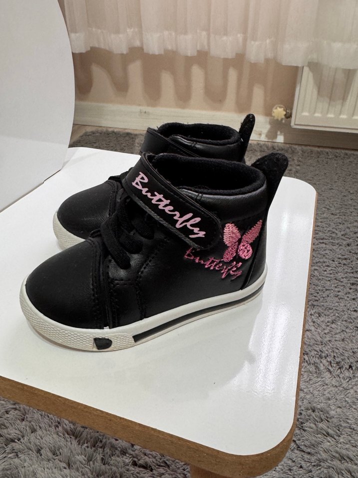 Polaris Kız Çocuk Siyah Renkli Baskılı Spor Ayakkabı - Görsel 2